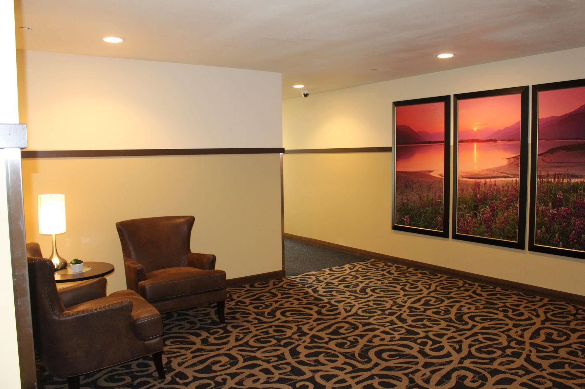 Aspen Suites Hotel Haines Buitenkant foto
